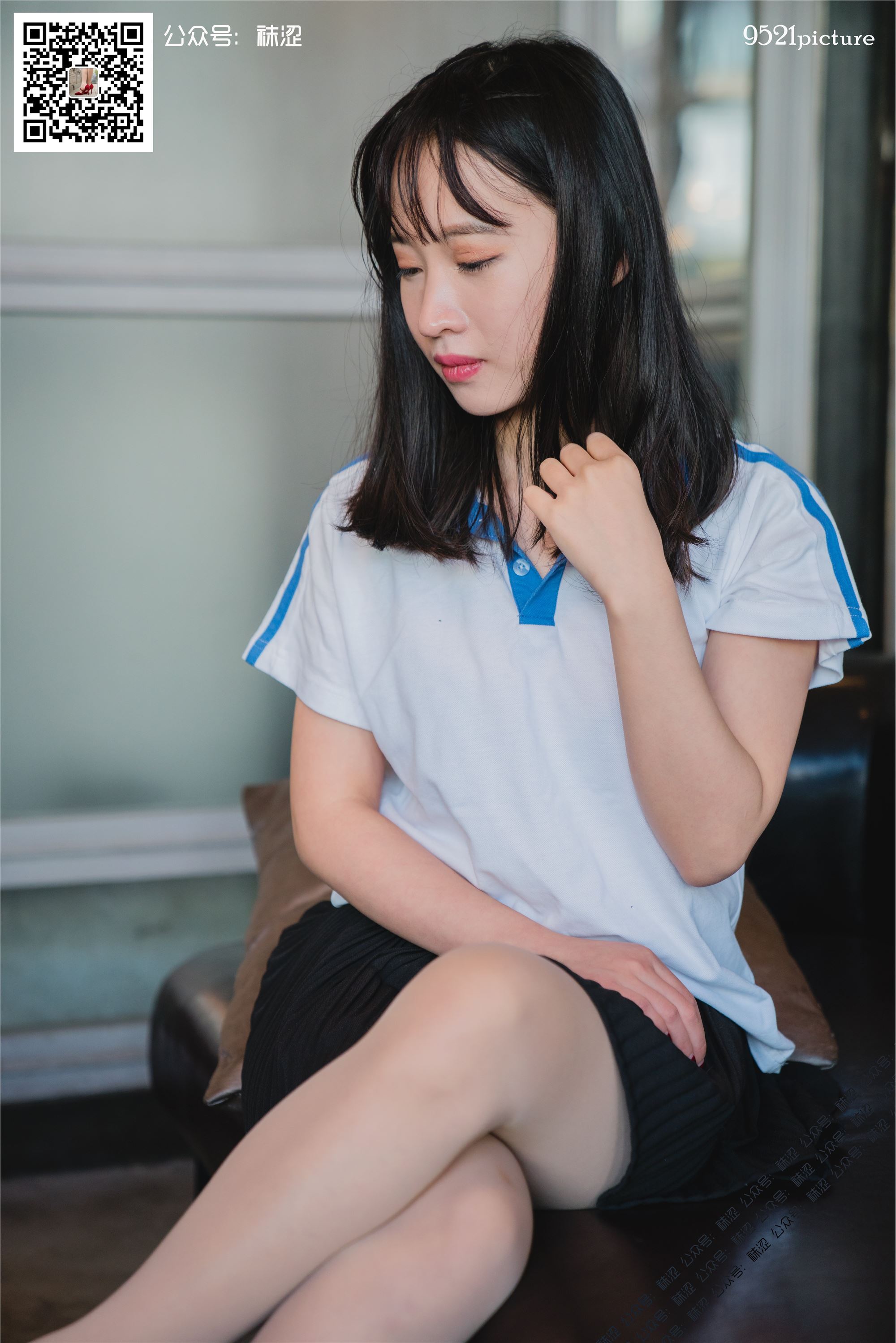 袜涩 005 Amanda学生制服
